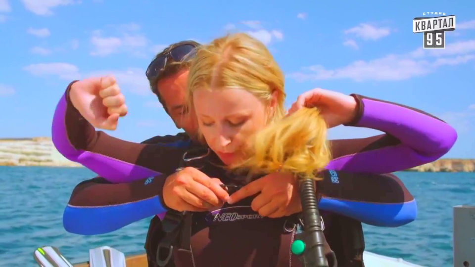 Frogwoman Org - Page 13 of 40 - Female scuba divers in action ...